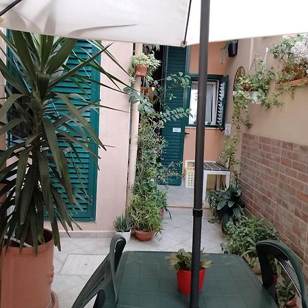 Il Piccolo Eden - Private Garden Livorno Exterior foto