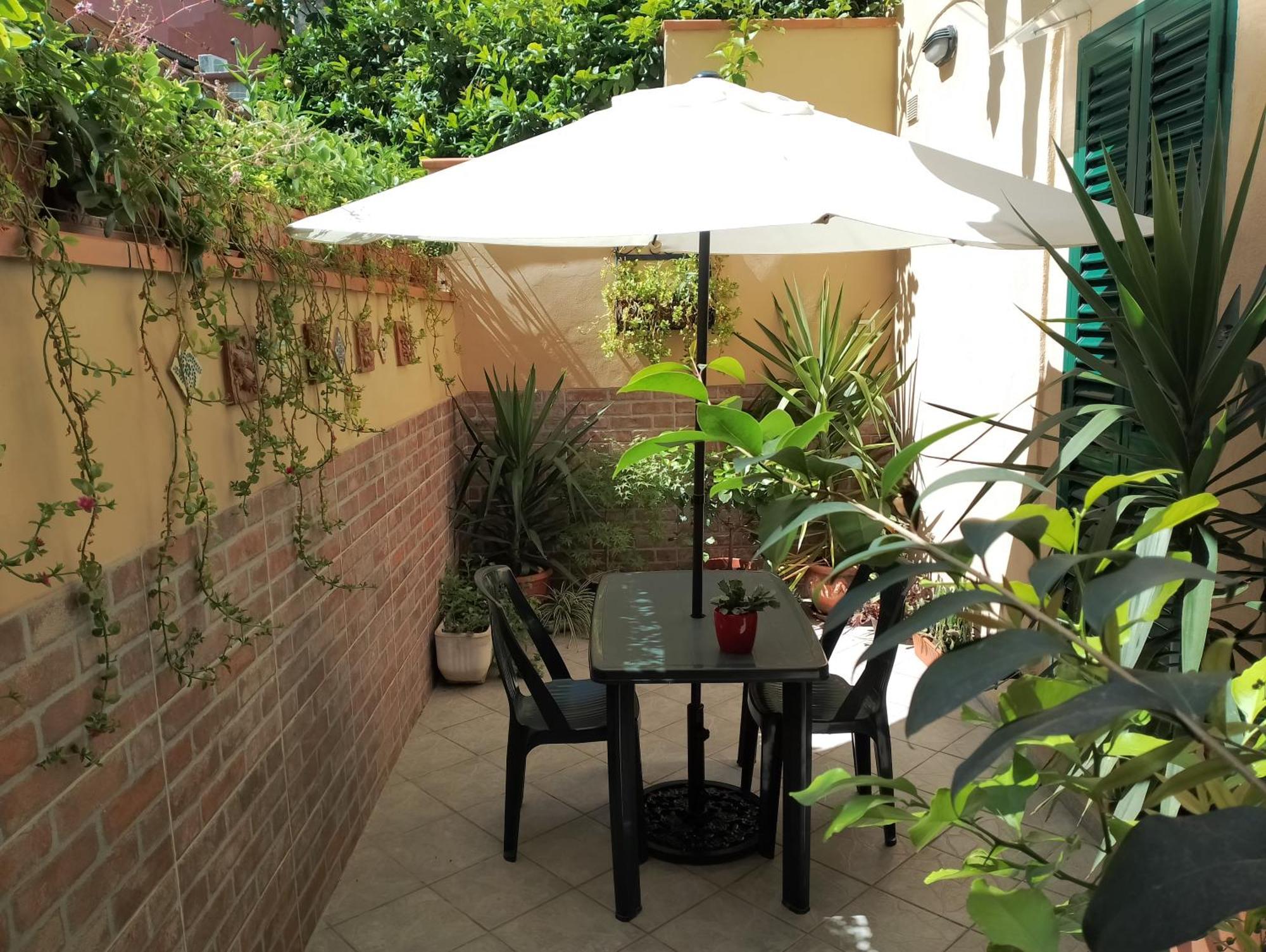 Il Piccolo Eden - Private Garden Livorno Exterior foto